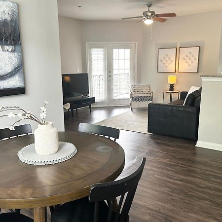 Hidden Gem At Med Center 2Br & 2Ba Apartment Houston Exterior photo